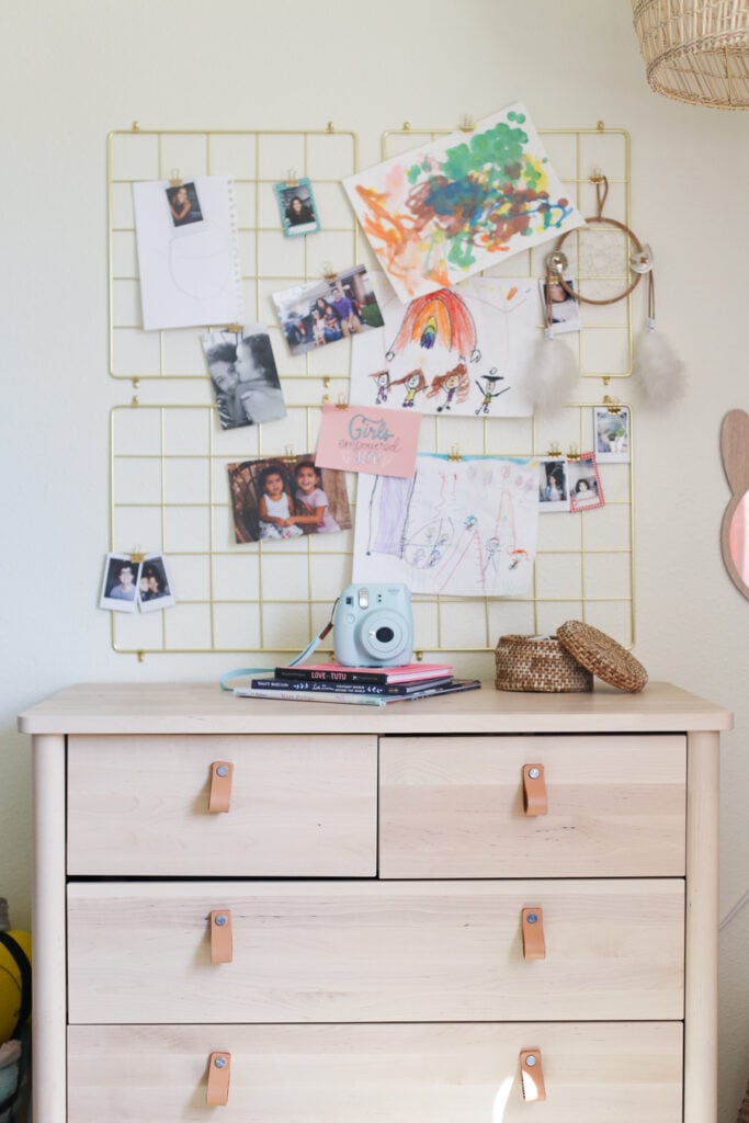 swapped out dressers for a bigger better dresser in the girls room. This blue painted dresser is perfect